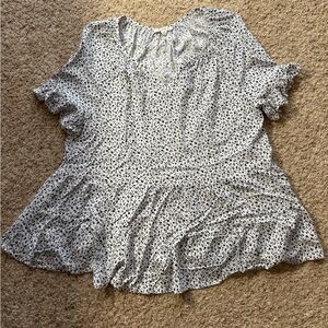 Flowy babydoll top. Size medium